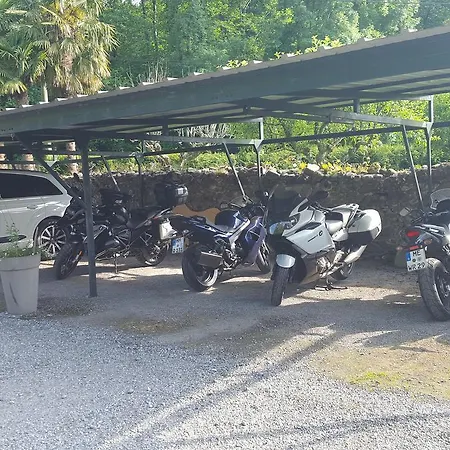 Les 3 Baudets Alojamento de Acomodação e Pequeno-almoço Issor