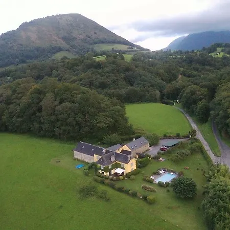 Les 3 Baudets Bed and Breakfast Issor