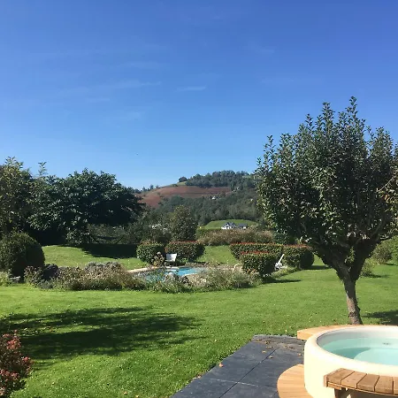 Les 3 Baudets 3* Issor