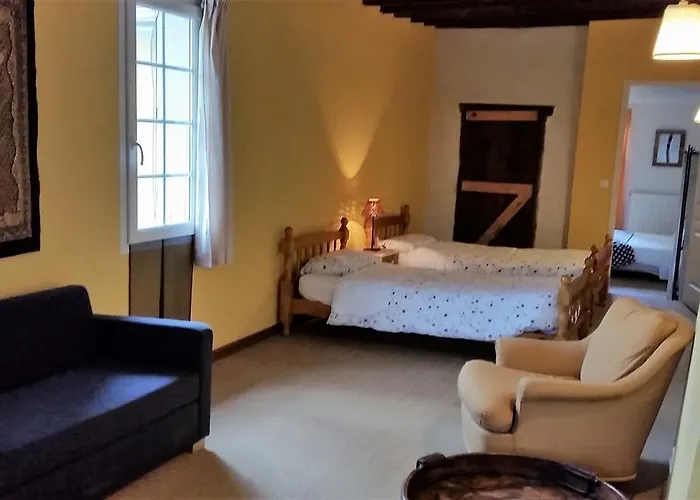 Les 3 Baudets Bed & Breakfast Issor