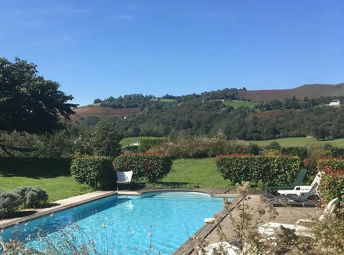 Les 3 Baudets Bed & Breakfast Issor